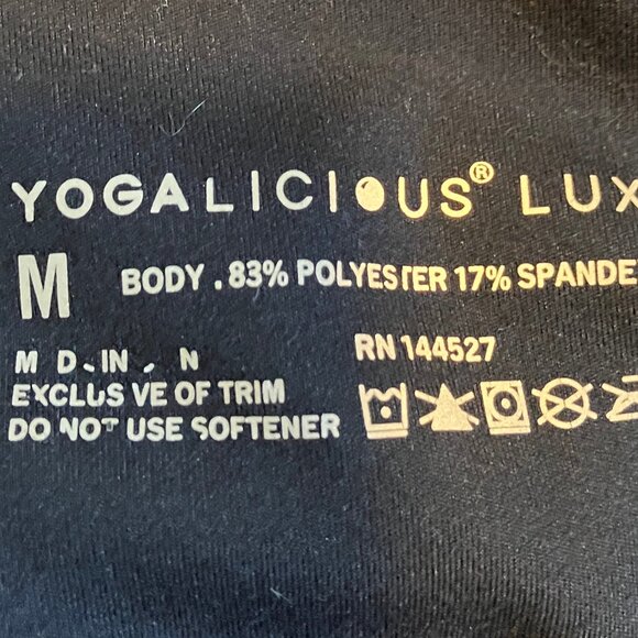 EUC Yogalicious Black Leggings Size: Medium - Picture 5 of 5